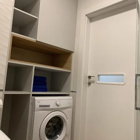 Veronica By Q4apartments